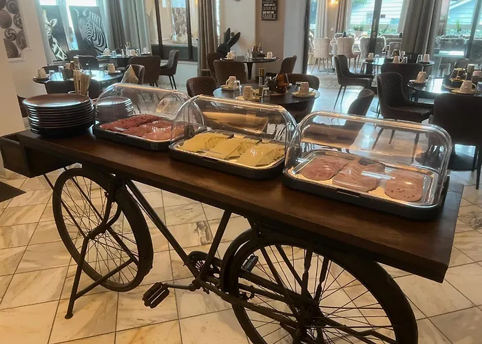 Ottenheide Pensión 3*